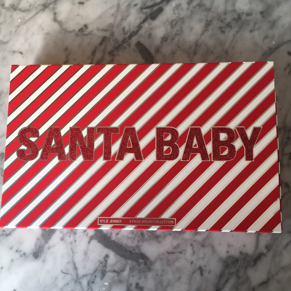 Kylie 2019 Holiday Collection Brush Set NWT - Picture 3 of 4